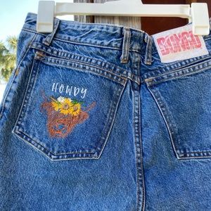 Embroidered Vintage 80s Bongo button fly shorts